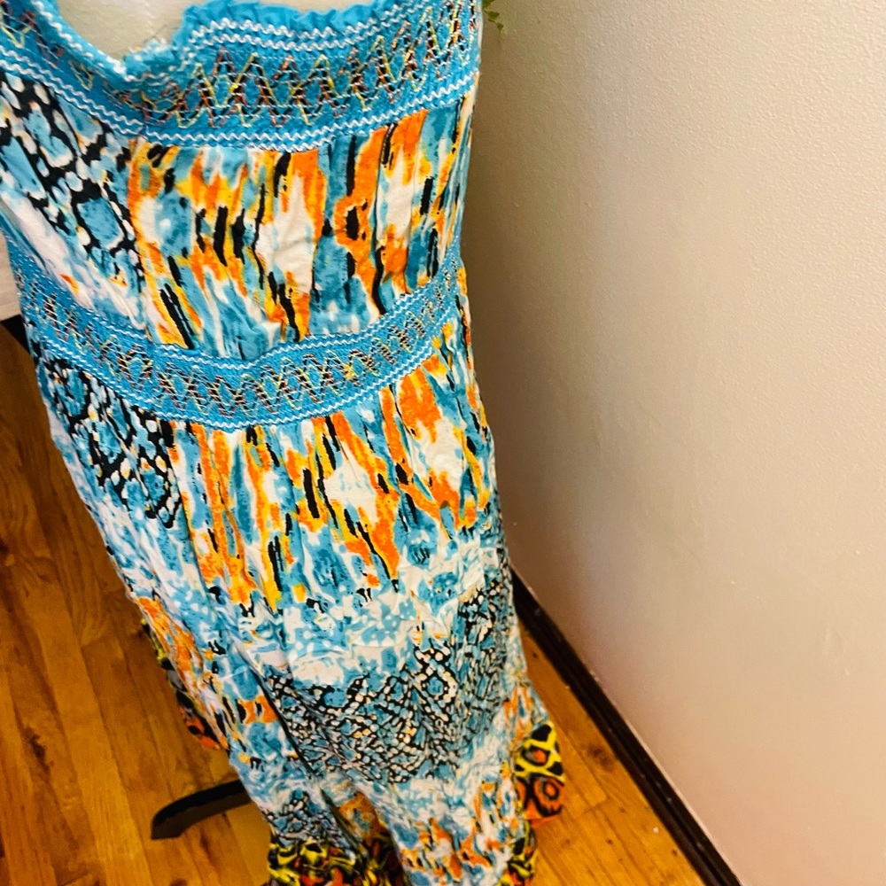Hi Low Dress. - Picture 5 of 5